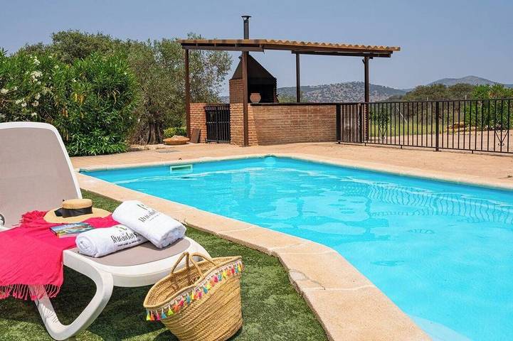 Villa for 15 people, with garden - 1