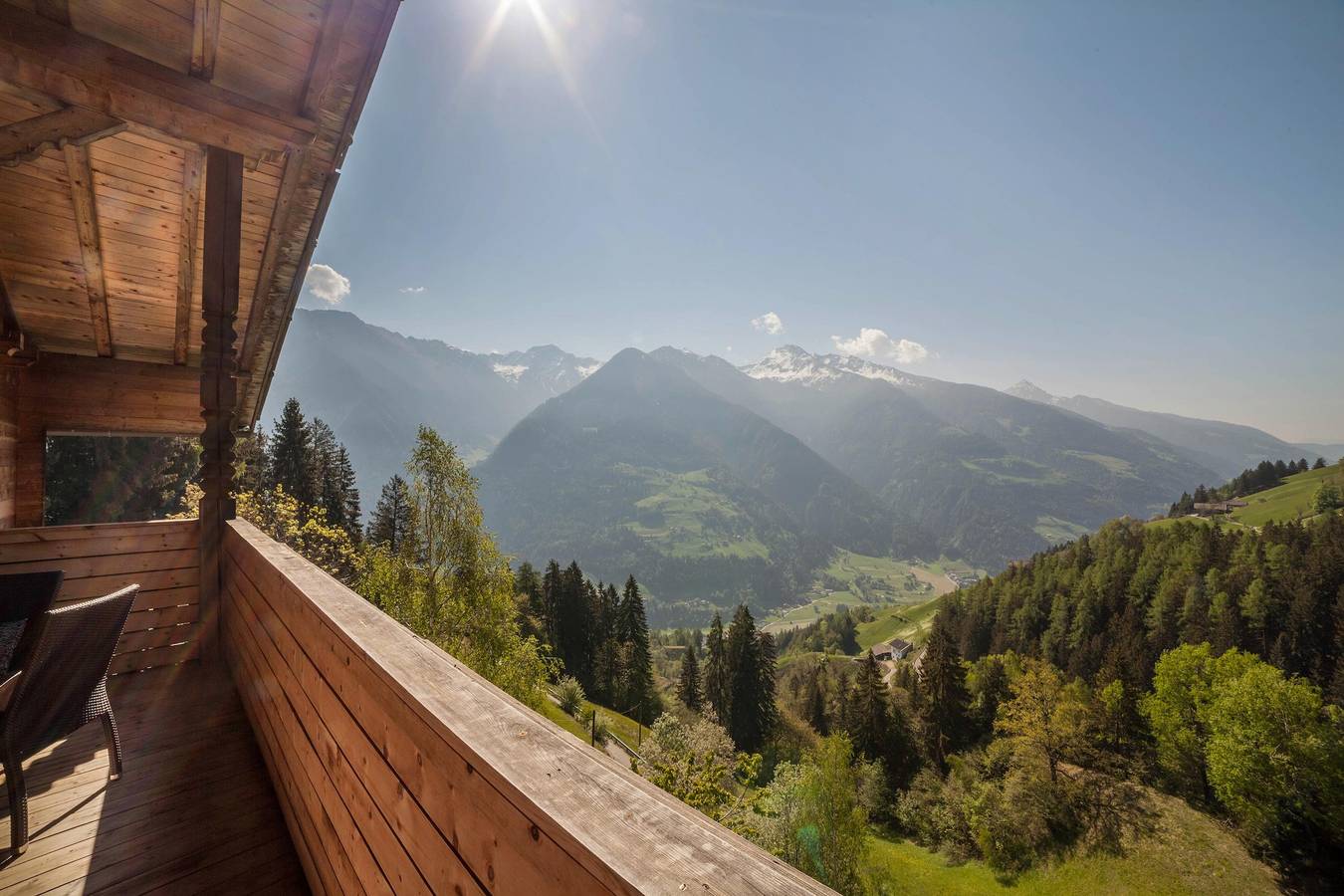 Appartamento intero, Appartamento vacanze "Bergsuite" con vista sulle montagne, balcone, giardino e Wi-Fi in San Martino in Passiria, Gruppo Tessa
