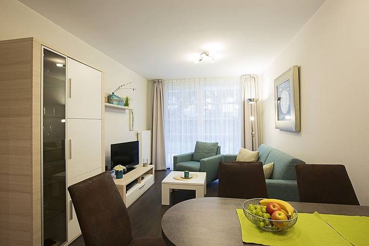 Ferienwohnung für 4 Personen, mit Terrasse und Sauna sowie Seeblick - 1