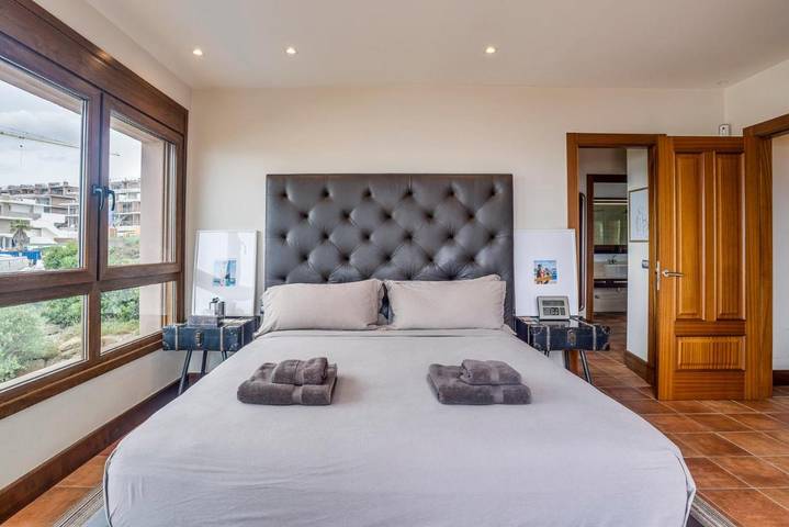 Casa rural para 6 personas, con Balcón y Terraza además de Jardín y Piscina en La Línea de la Concepción - 3