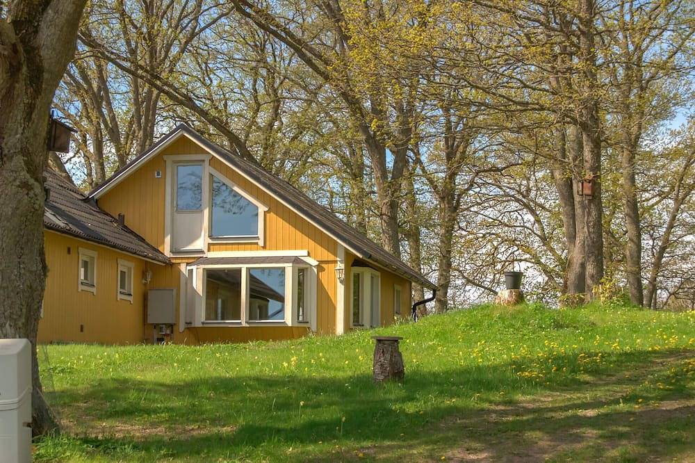 Amazing home in Sorunda with sauna in Nynäshamn