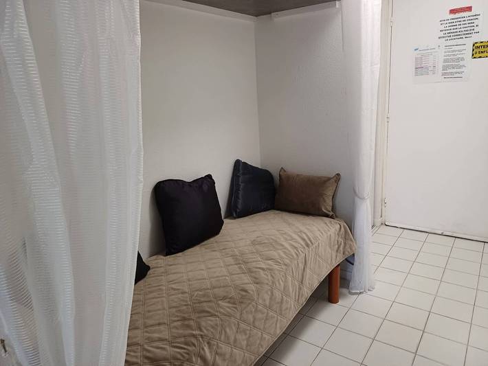 Gîte pour 2 personnes, avec terrasse dans Thermes des Hespérides - 3