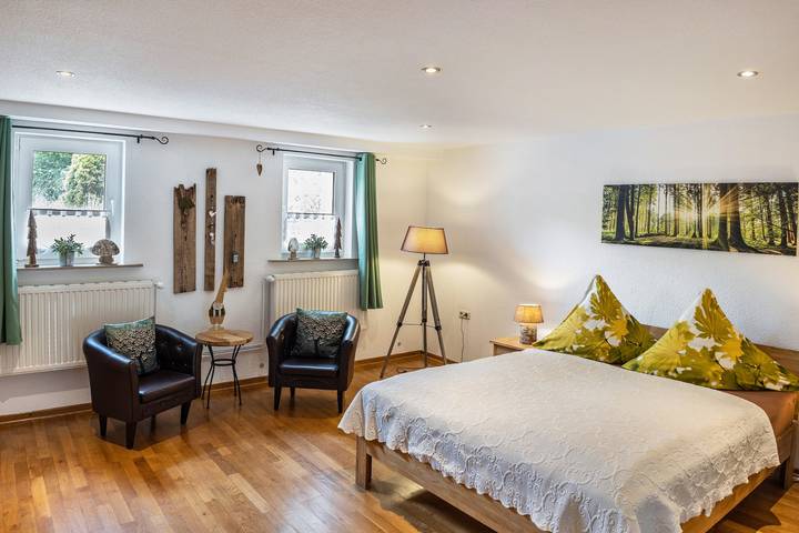 Ferienwohnung für 4 Personen, mit Garten