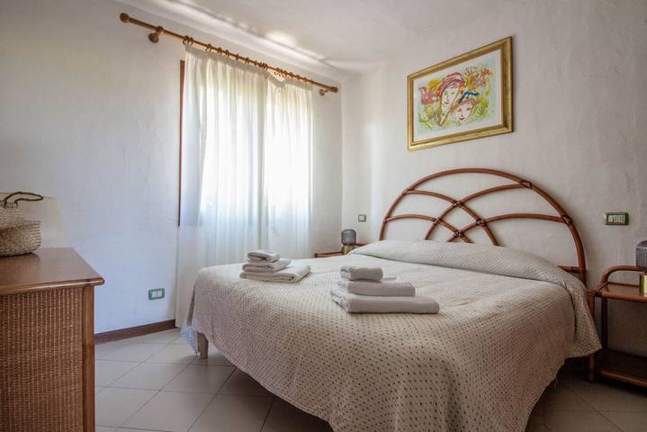 Appartement entier, Appartement de vacances pour 5 personnes avec balcon/terrasse in Porto Rotondo, Olbia