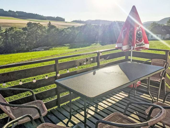 Chalet für 8 Personen, mit Garten und Pool in Tschechien - 2