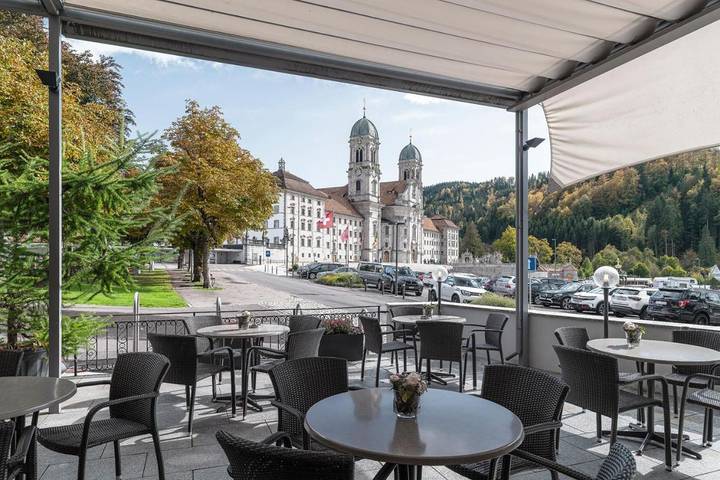 Hôtel pour 4 personnes, avec jacuzzi ainsi que terrasse et sauna, animaux acceptés à Einsiedeln - 4