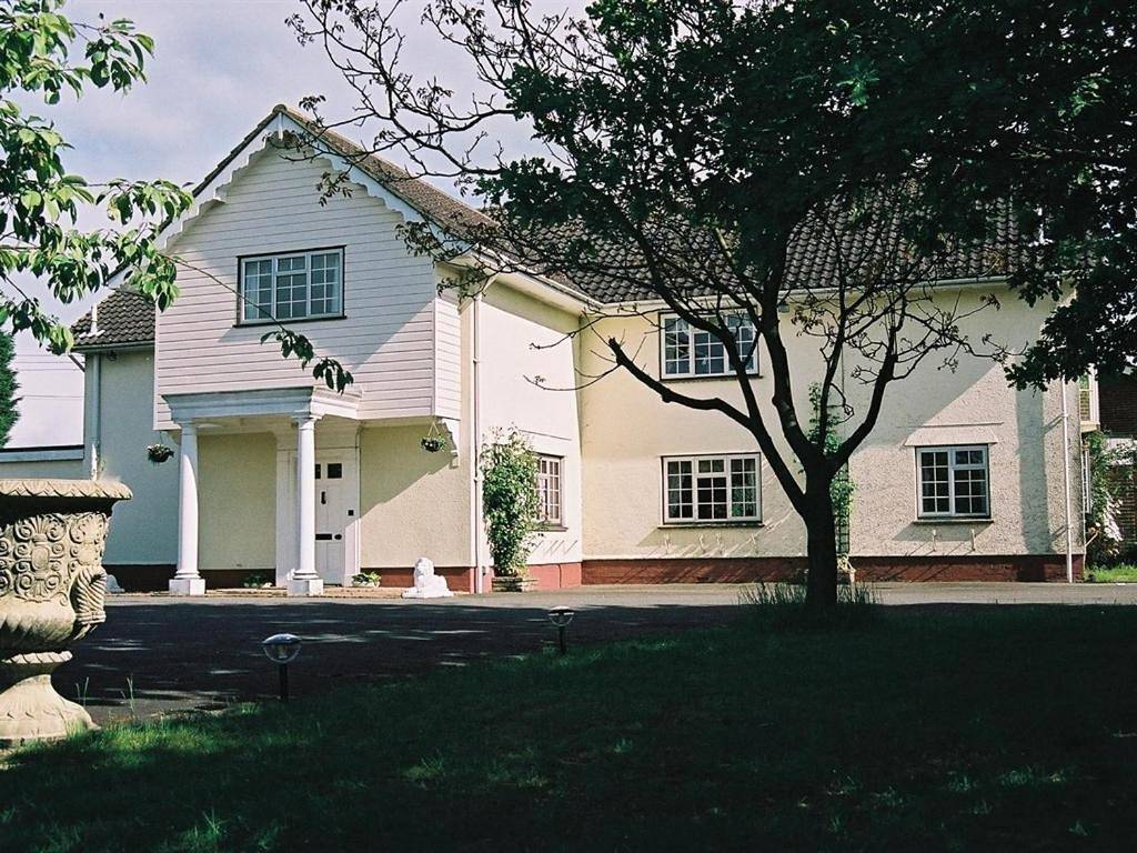 Newmans Hall Bed & Breakfast in Suffolk
