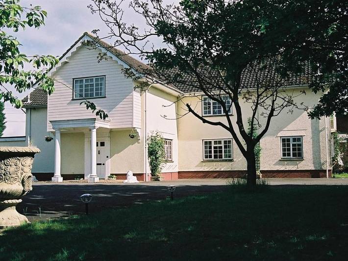 B&b for 2 people, with Garden and Pool as well as View in Suffolk