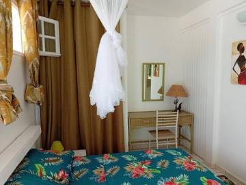 Cottage pour 3 personnes, avec vue ainsi que jardin et balcon en Martinique