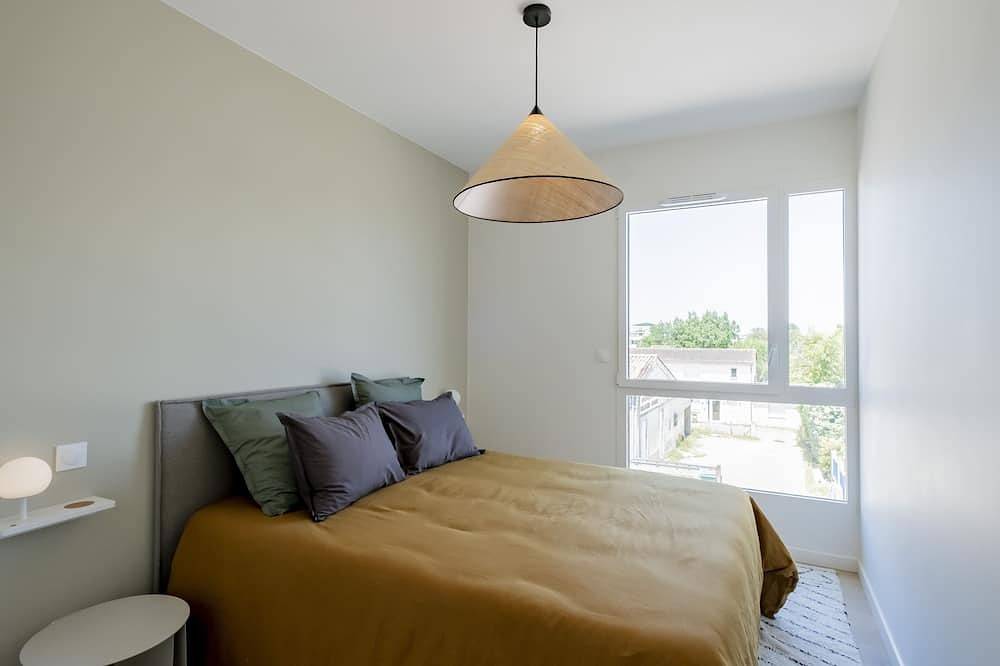 Entire apartment, Spacious 4Br with Lovely Balcony ☀️ in Caudéran (Bordeaux), Bordeaux