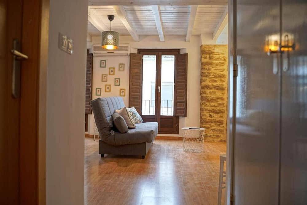 Entire apartment, Editar Intimate retreat with Andalusian essence 4 in Úbeda, Jaén Province