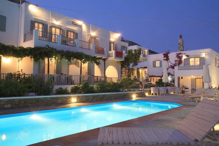 Hôtel pour 2 personnes, avec Balcon et Terrasse ainsi que Jardin et Piscine