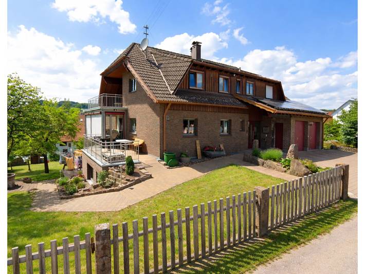 Ferienwohnung für 4 Personen, mit Balkon in Neuweiler