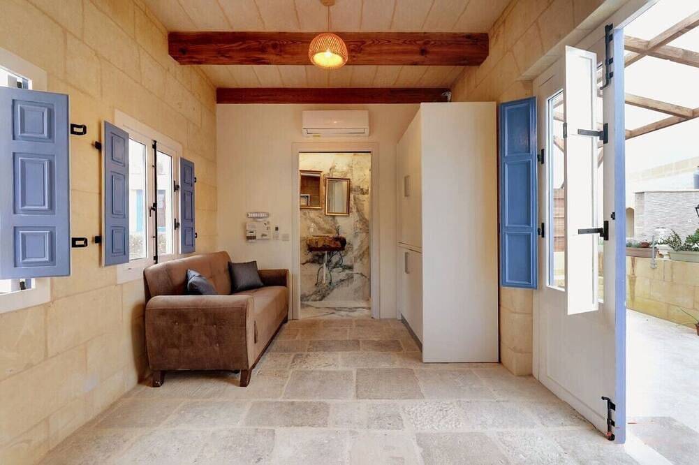 Apartamento inteiro, Elegant Studio in Heritage Home - Private Terrace in Victoria (Malta), Gozo (Malta)