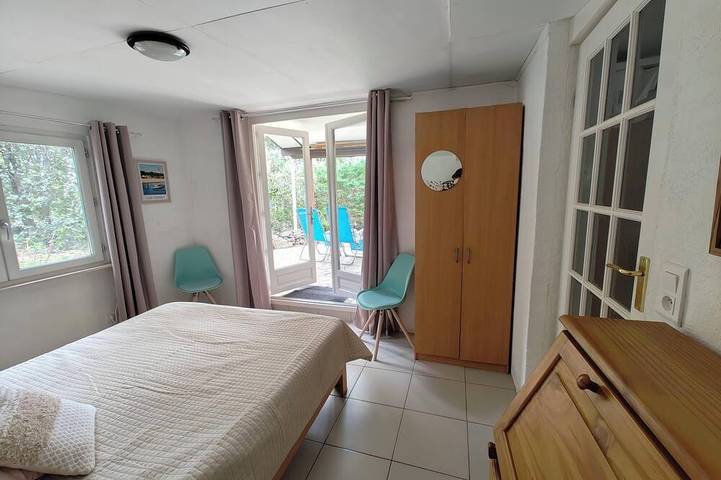 Location de vacances pour 4 personnes, avec piscine et jardin, animaux acceptés à Méjannes-le-Clap - 2