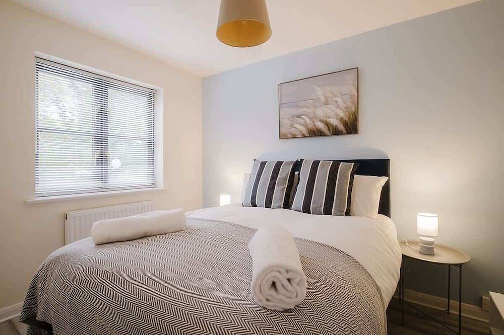 Comfortable 3 Bedroom Home With Parking in Milton Keynes, Südostengland
