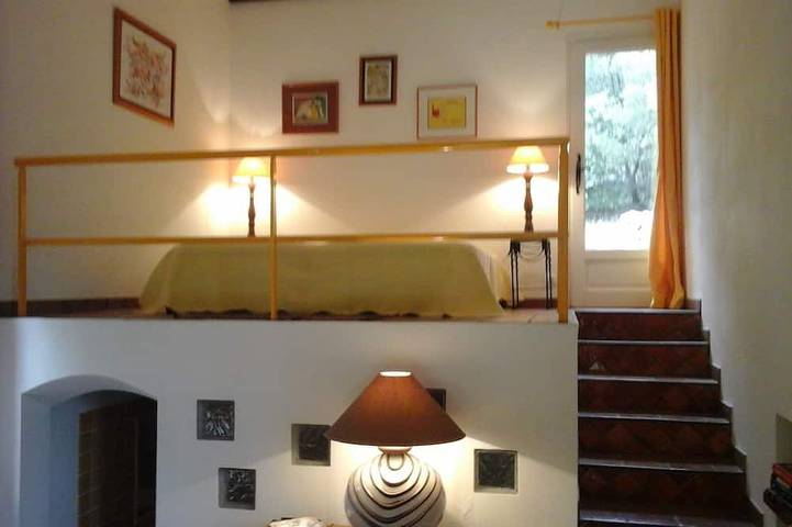 Ganze Wohnung, Absolute Ruhe 45 km vom Meer entfernt (St-Maxime St-Tropez). in Lorgues, Draguignan Region