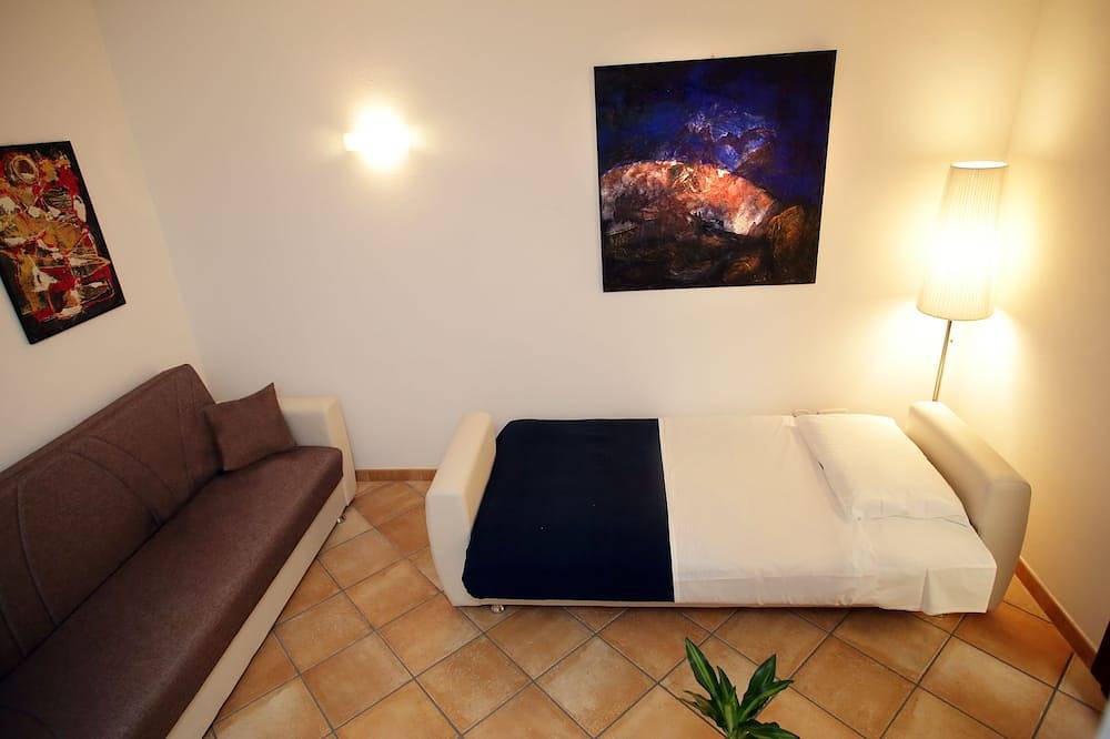 Villa Marlu nur einen Schritt von einer Küstenstraße mit Charme entfernt. in Bisceglie, Via Francigena