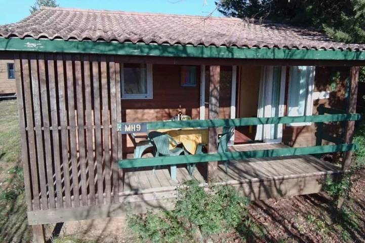 Zecamping 3* piscine chalet 27m2 4 pers in Saint-Laurent-du-Verdon, Gargantas del Verdon