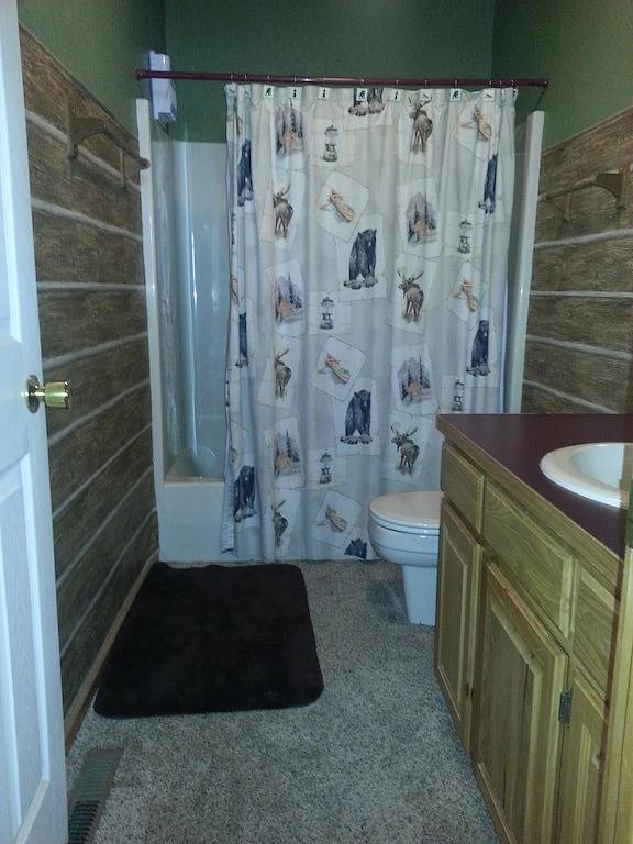 Sehen Sie Sonnenaufgang bis Sonnenuntergang vom Wilder Nest in Anaconda-Deer Lodge County, Discovery Ski Area