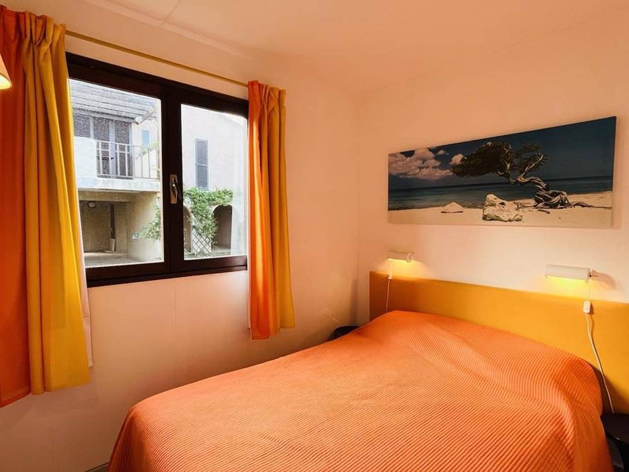 Apartamento entero, Apartamento con Terraza y Acceso Directo a la Playa en Lumio in Sant Ambroggio, Lumio