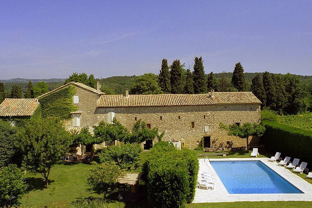 Authentische Provence: Mas Lou Geneste mit Pool in Bollène, Vaucluse