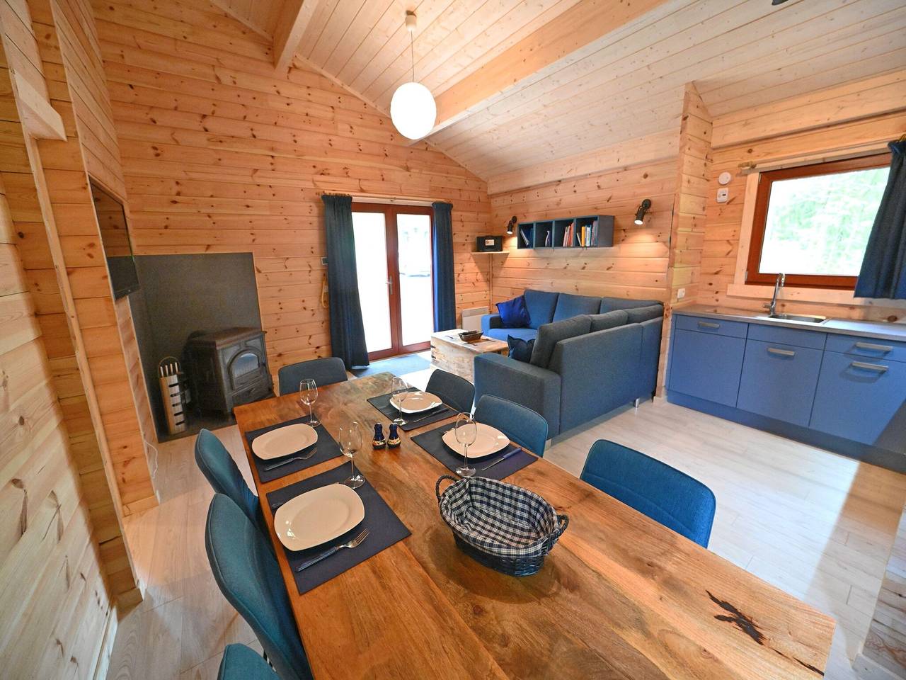 Blockhütte in Oignies mit Grill in Viroinval, Parc Naturel Viroin Hermeton