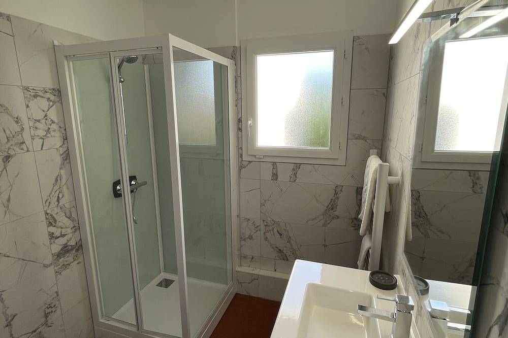 Villa 3 chambres en centre ville 600m plage avec jacuzzi privatif (janvier 2024) in Saint-Palais-sur-Mer, Côte de Beauté