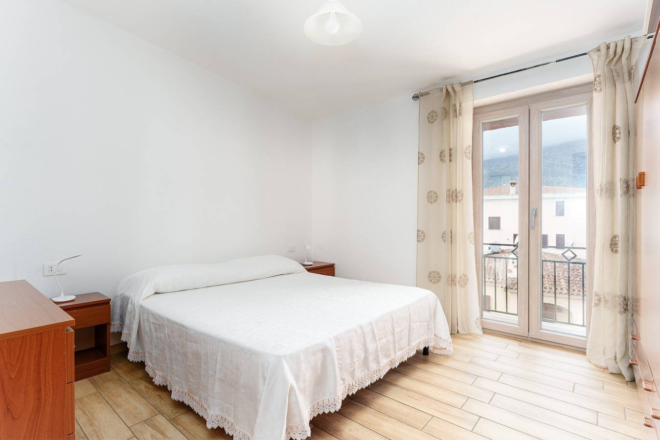 Appartement de vacances 'Cozy and Cool Flat' avec vue montagne et balcon in Orosei, Golfe d'Orosei