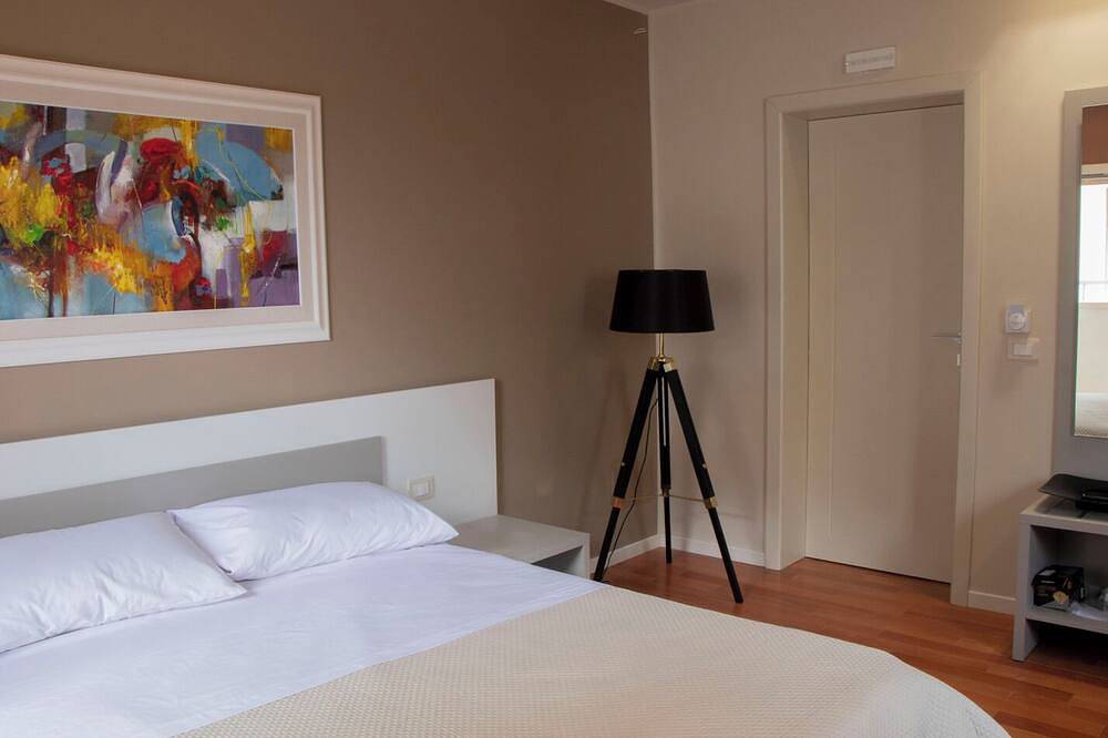 Malva B&B Reggio Calabria - Room 3 in Regio de Calabria, Costa Tirrénica Calabria