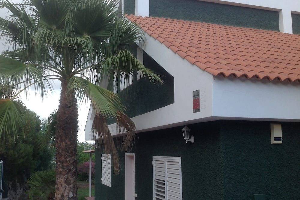 Chalet with pool in Candelaria in Candelaria, South Tenerife