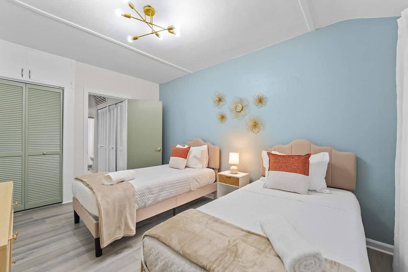 Super Boho - At Lake Toho Fishing Vintage Vibes in Kissimmee, Osceola County