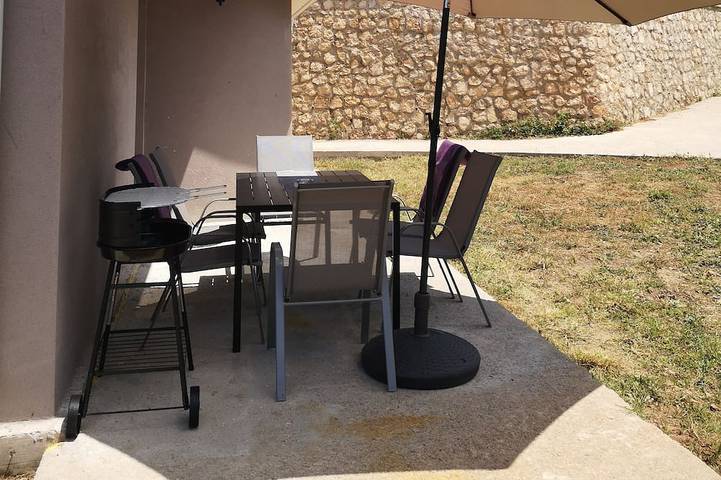 Ferienhaus für 6 Personen, mit Garten und Terrasse in Montenegro