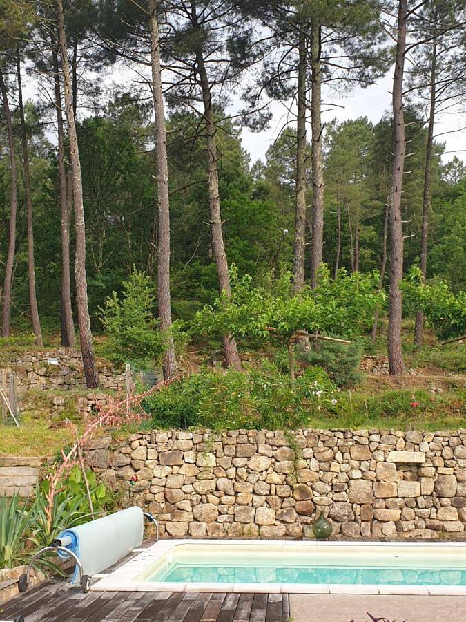 Location de vacances pour 2 personnes, avec vue ainsi que piscine et jardin à Rosières (Ardèche) - 4