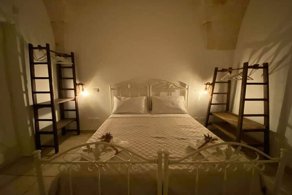 Vacation home at the old olive tree in Fasano, Salento