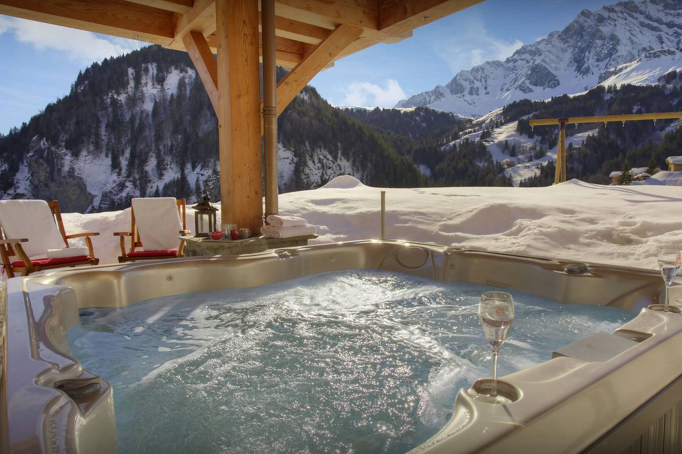 Casa Rural para 14 personas con balcón in La Giettaz, Albertville region