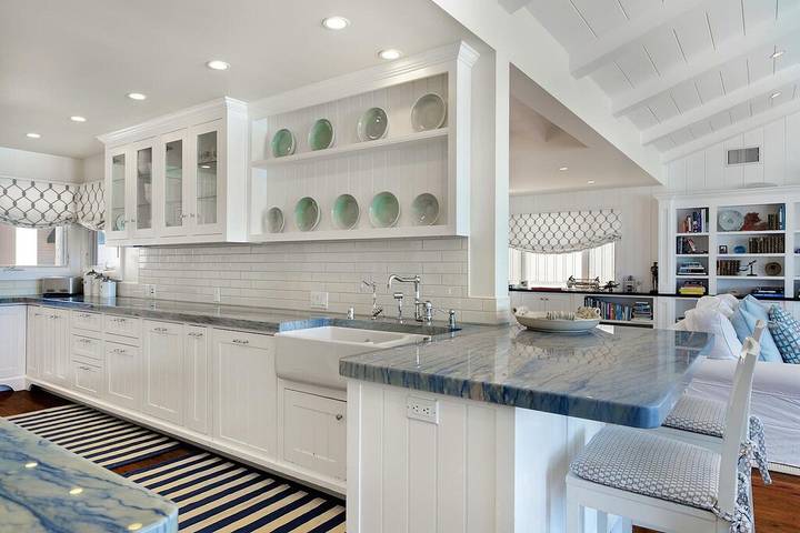 Vacation house for 14 people, with balcony and hot tub in La Jolla