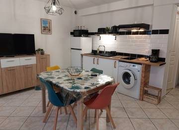 Gîte pour 2 personnes, avec terrasse à Sarlat-la-Canéda
