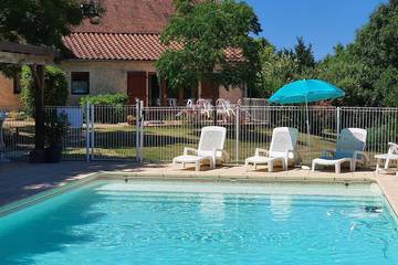 Gîte pour 5 personnes, avec jardin à Salviac
