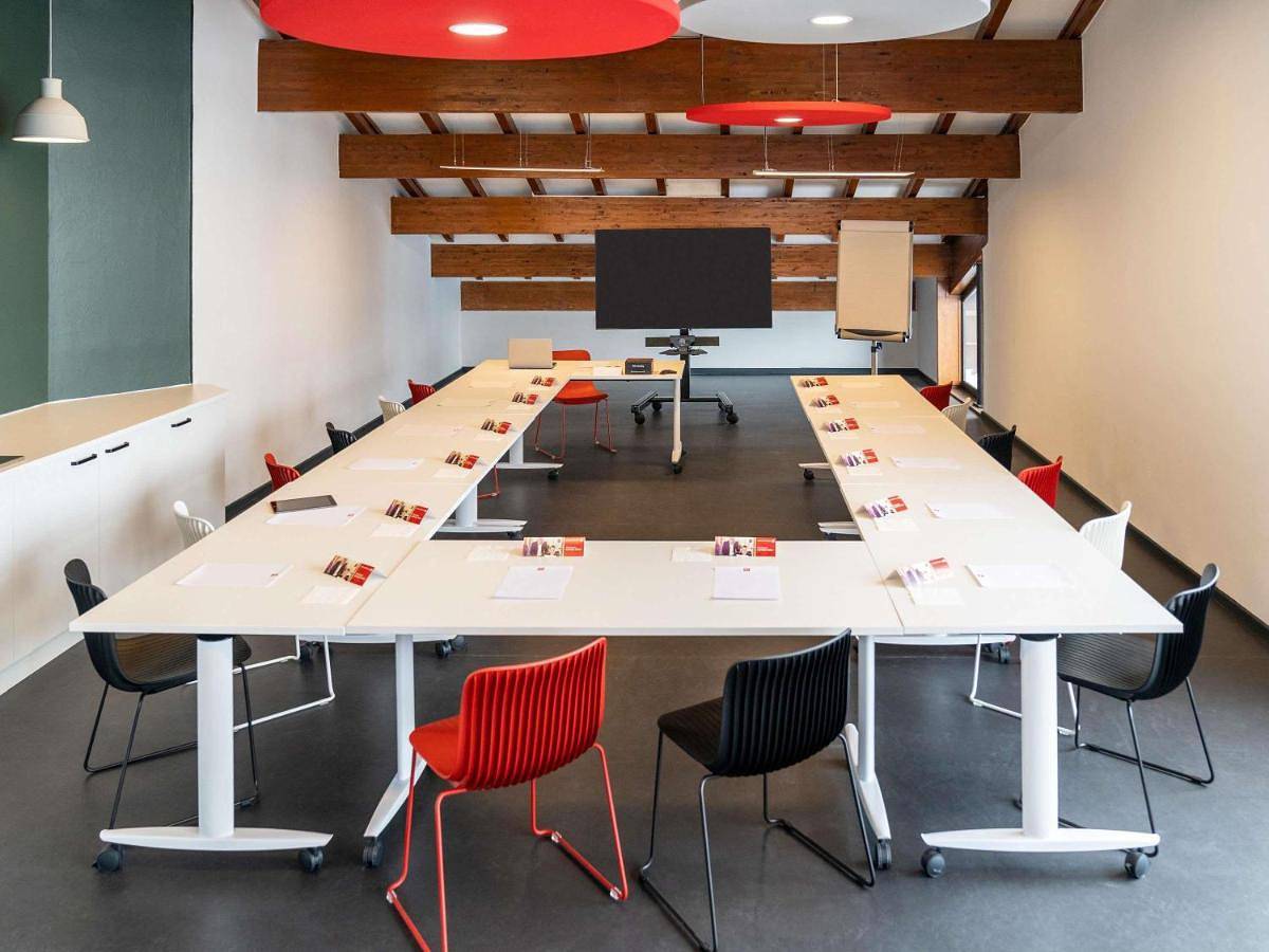 Ibis Pontarlier in Zone Industrielle, Pays de Pontarlier