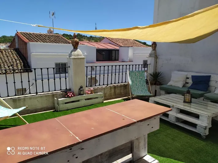 Country house for 7 people, with balcony and view, child-friendly - 1