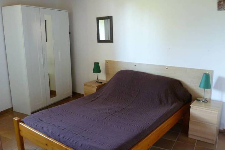 Location de vacances pour 3 personnes, animaux acceptés à Poussan - 2