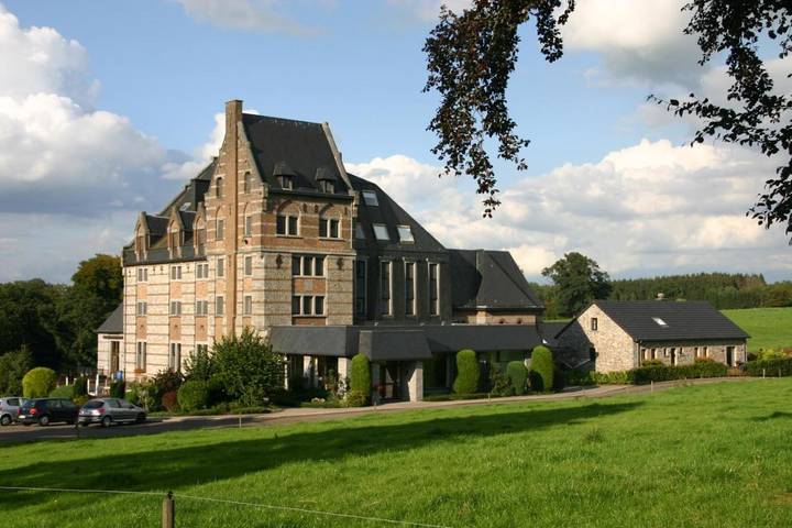 Hôtel pour 2 personnes, avec Terrasse ainsi que Jardin et Vue à Pepinster