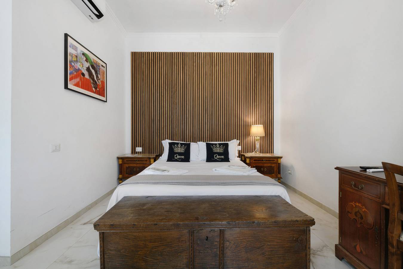 Ganzes Studio, Monolocale mit Terrasse Chagall mit Terrasse und Klimaanlage in Lecco, Westliche Bergamo-Alpen