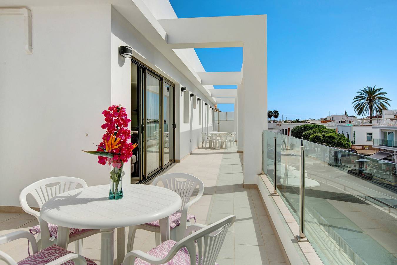 Appartement entier, Appartement Atico Albamar avec vue sur les montagnes, Wi-Fi, balcon et terrasse in Puerto de Mogan, Lomo Quiebre