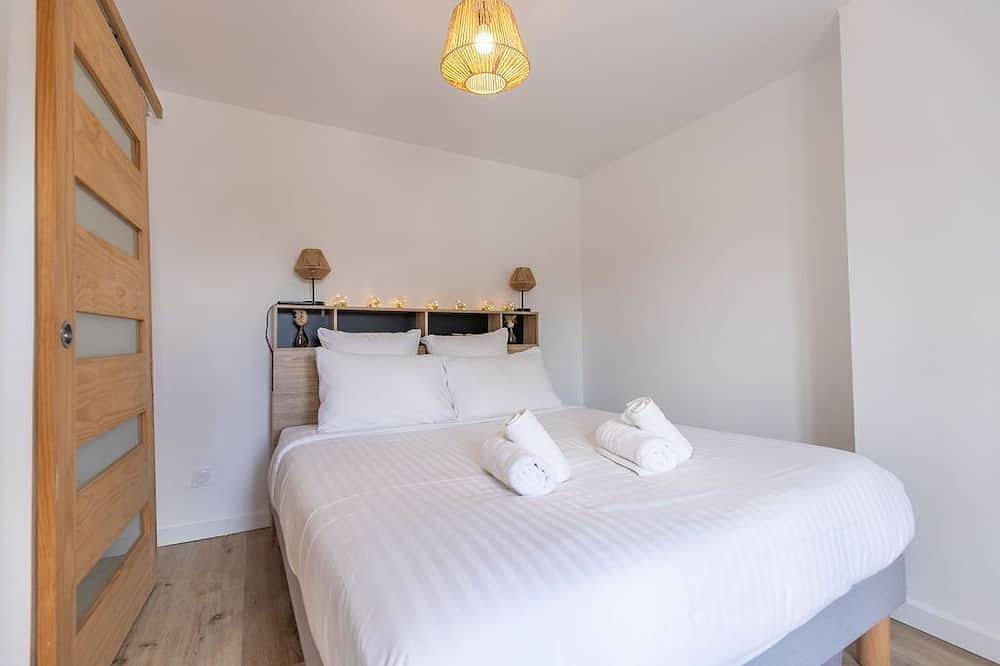 Apartamento entero, Appart des Platanes 3-Apartamento-Baño privado con ducha in Romorantin-Lanthenay, Sologne