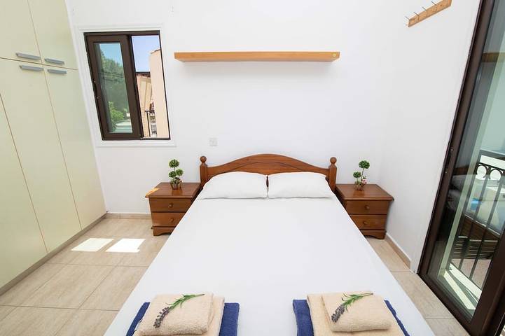 Villa Mylos 9 is located in the absolute center of Protaras l in Protaras, Chipre Sur