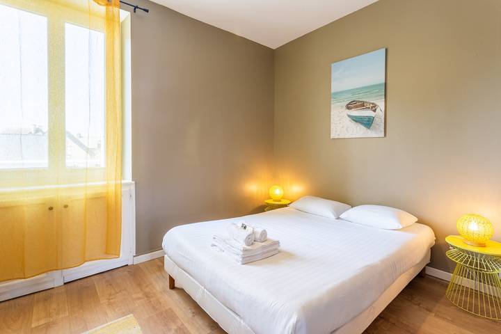 Gîte pour 4 personnes, avec jardin à Saint-Coulomb - 3