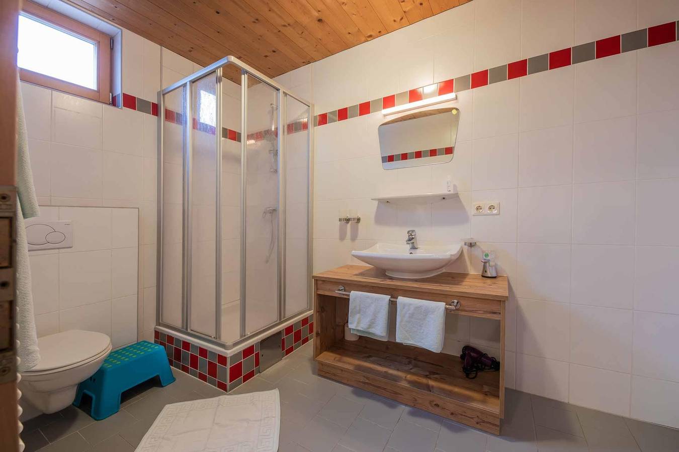 Ganze Ferienwohnung, Appartement/Fewo, Dusche oder Bad, Wc, 2 Schlafräu in Stubaier Alpen, Neustift im Stubaital
