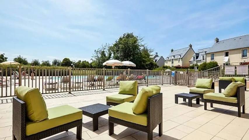 Gîte pour 7 personnes, avec piscine et jardin, animaux acceptés à Port-en-Bessin-Huppain - 3